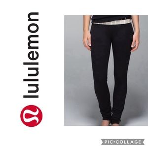 123 - Lululemon Skinny Groove Pant *Full-On Luon reversible!!